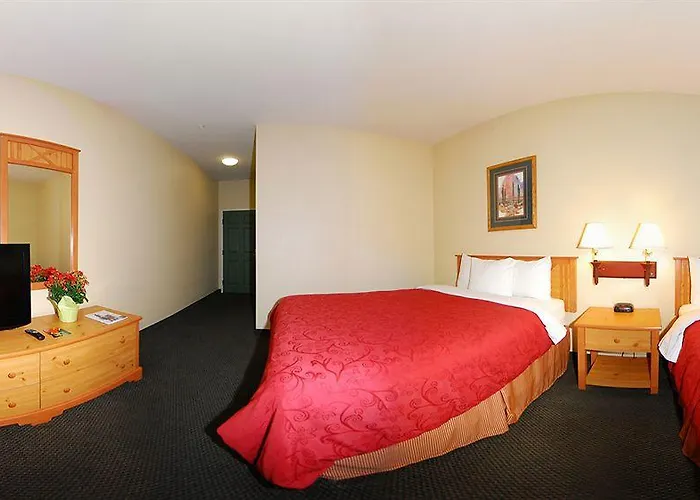 Country & By Radisson, Airport, Az 5*