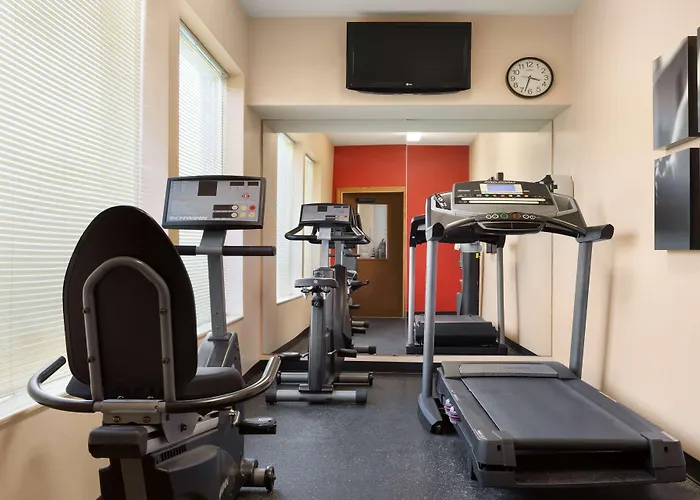 Country & By Radisson, Airport, Az 5* Tucson