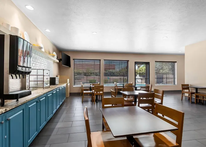 Hotel Country & By Radisson, Airport, Az