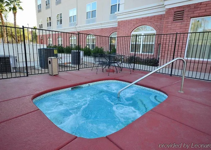 Country & By Radisson, Airport, Az Hotel 5*